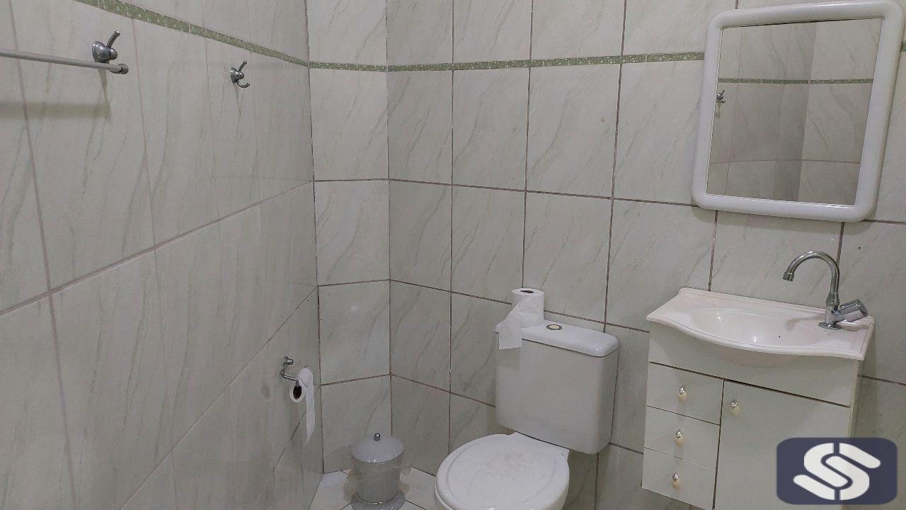 CASA À VENDA 155 M² 2 DORMITÓRIOS E GARAGEM PARA 4 VEÍCULOS NO JARDIM SÃO JOSÉ