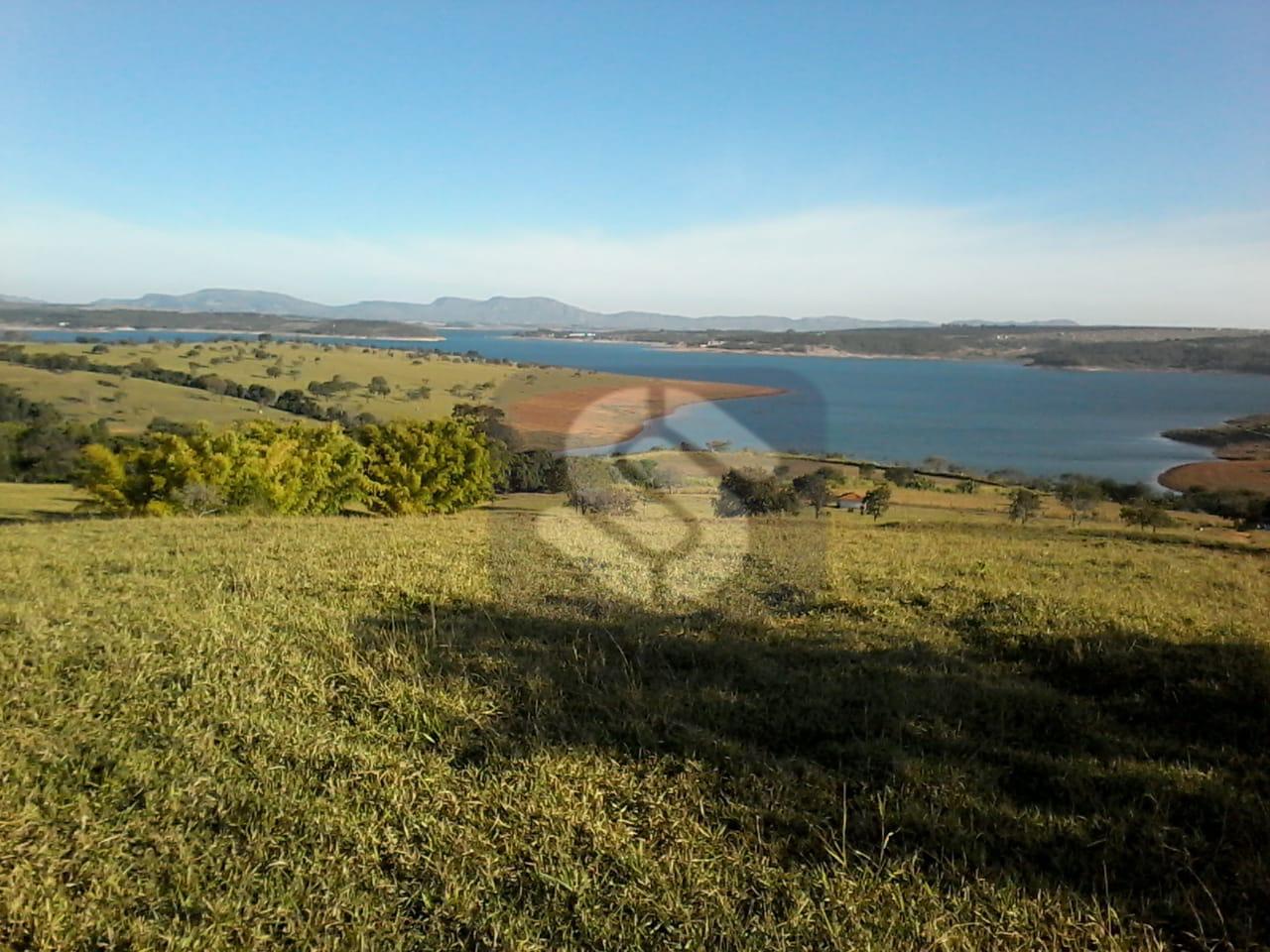 Fazenda á venda em Capitólio MG.