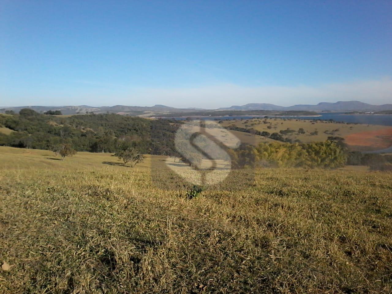 Fazenda á venda em Capitólio MG.