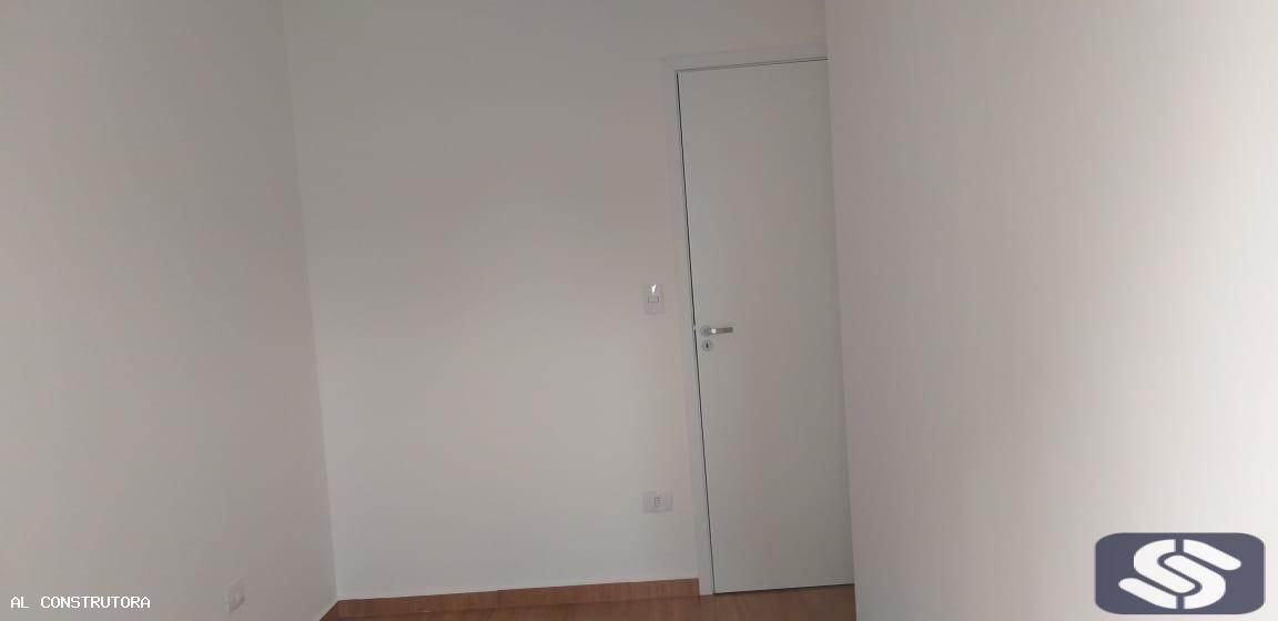 APARTAMENTO  COM DOIS DORMITÓRIOS EM SANTO ANDRE (02)