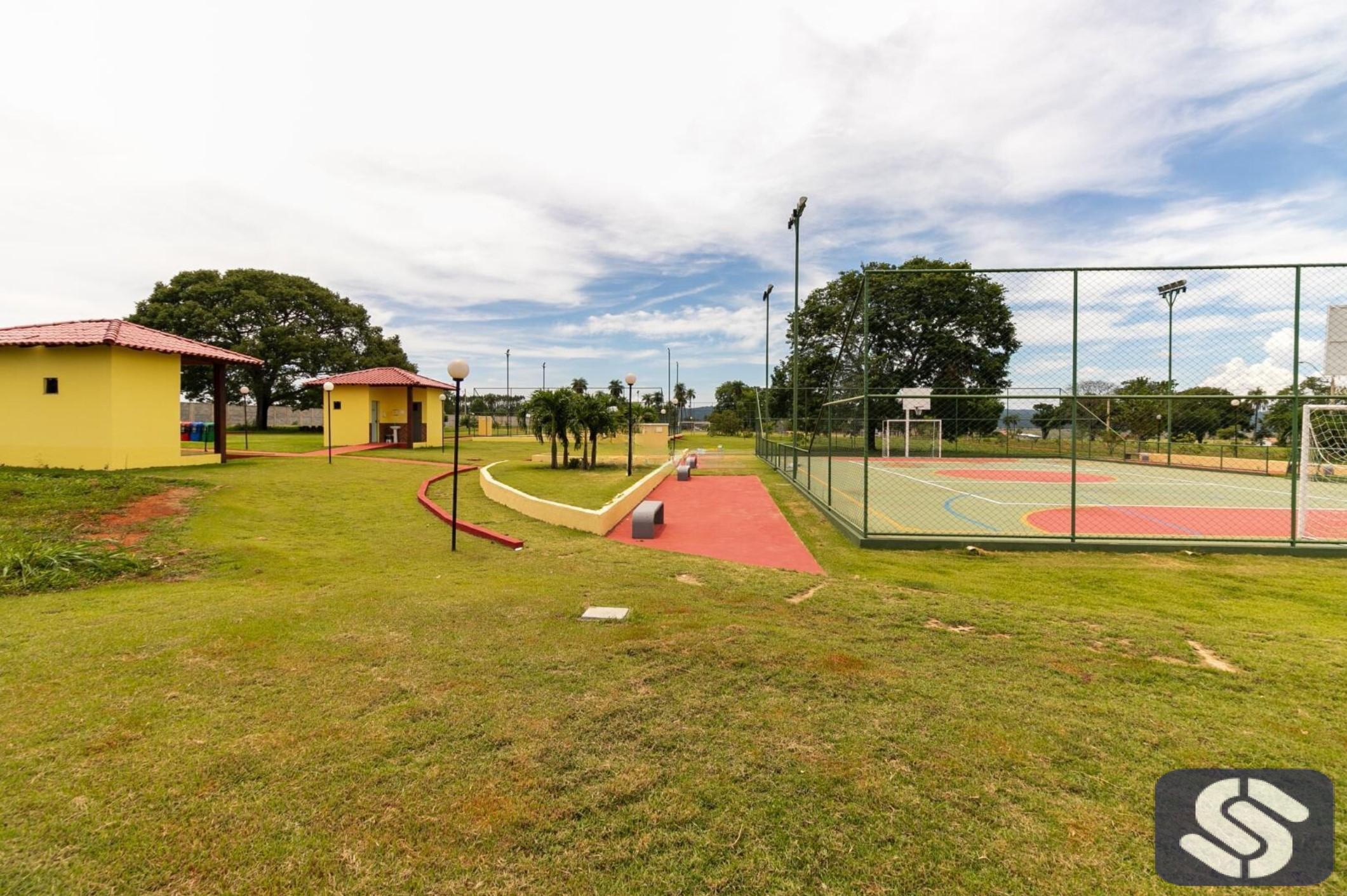 TERRENO À VENDA 1.593 M² CONDOMÍNIO DE SÍTIOS TALISMÃ EM GUAPÓ